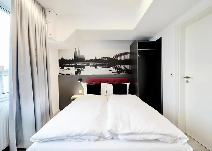 Loft Am Ring فندق