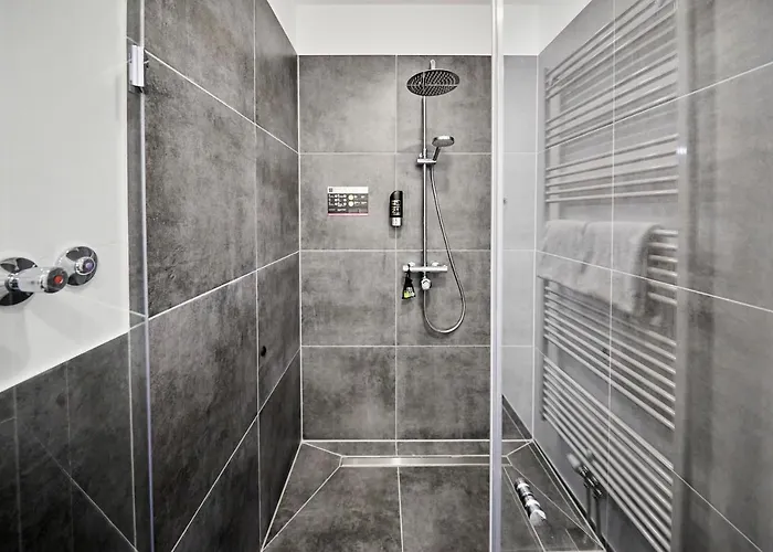 Loft Am Ring فندق كولونيا