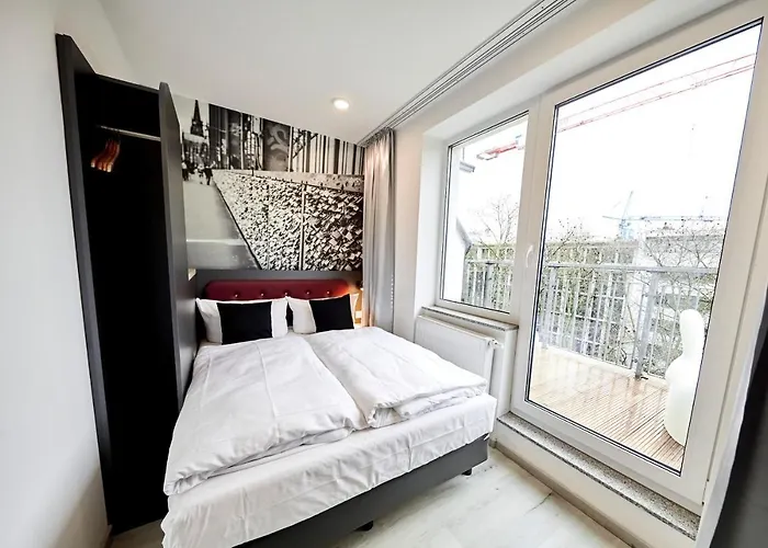 Hotel Loft Am Ring 3*