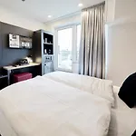 Loft Am Ring 3*